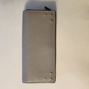 NWOT Lodis Pebble Gray Leather Bifold Ladies Wallet - lovely gold trim